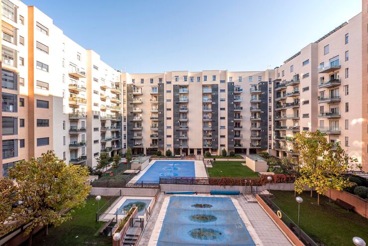 Aruna Trivik Windwalk Yelahanka New Town
